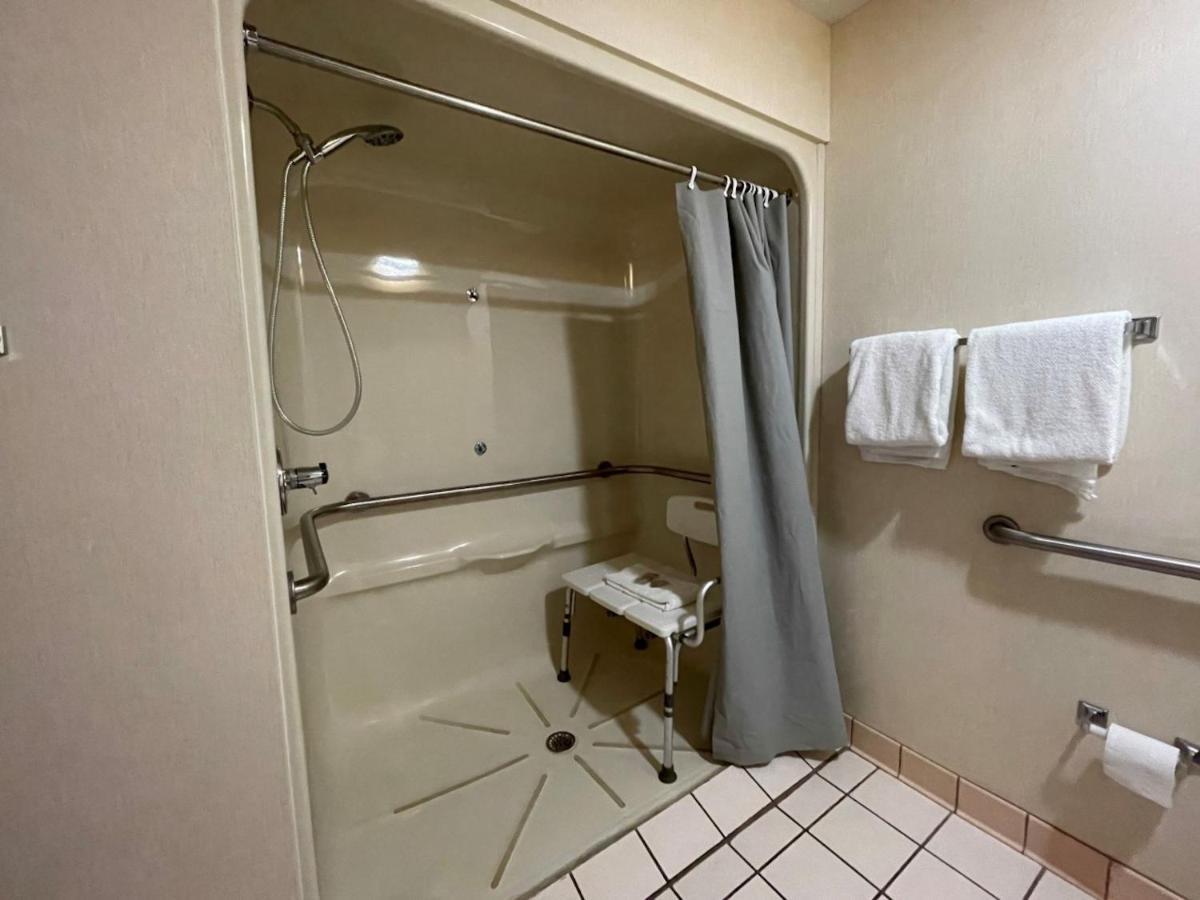 Red Roof Inn ブランソン エクステリア 写真